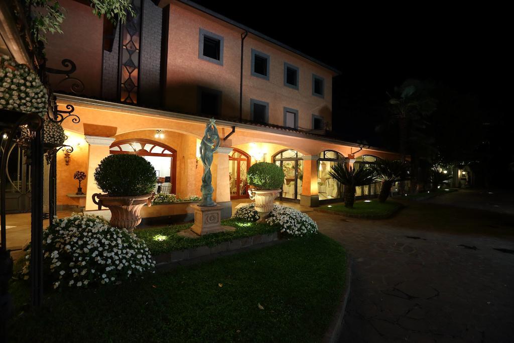 Hotel Ristorante Borgo Antico Ceprano Exterior photo